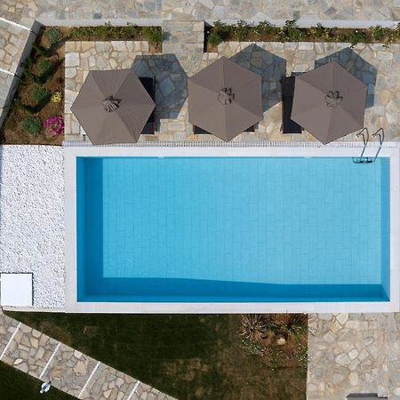Lichnos Luxury Suites Sourpi Екстериор снимка