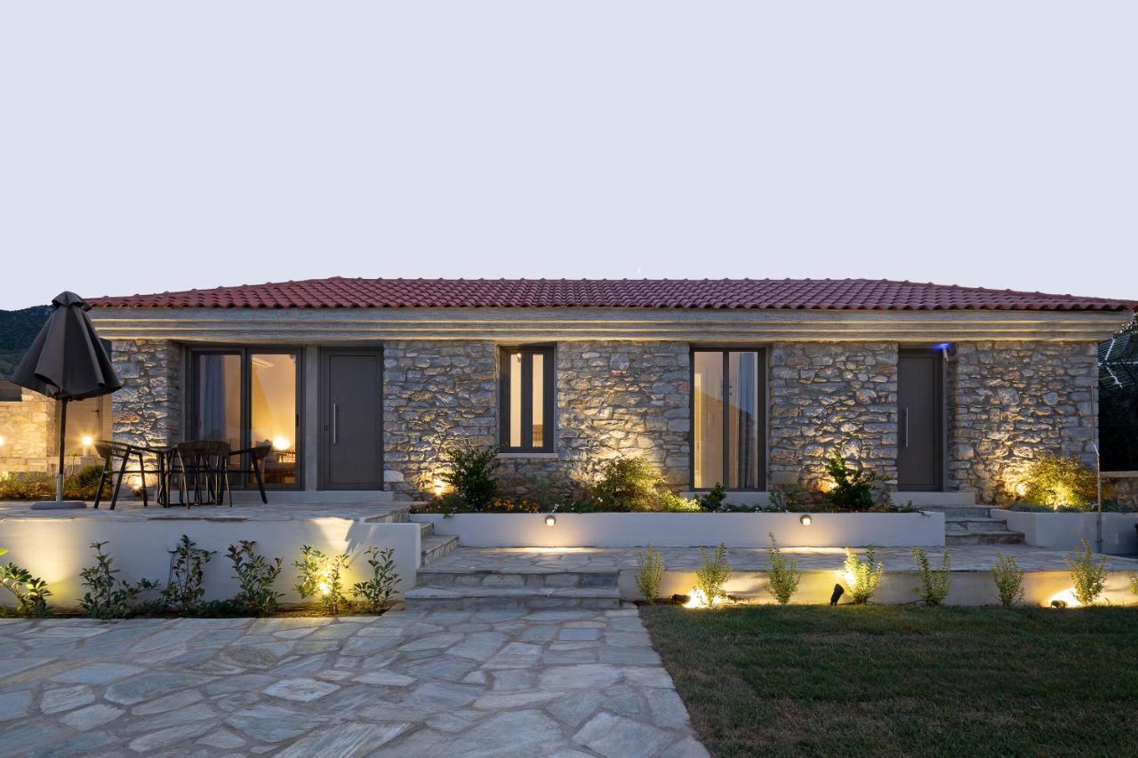 Lichnos Luxury Suites Sourpi Екстериор снимка