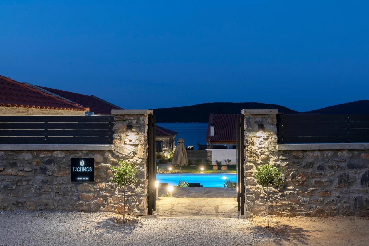 Lichnos Luxury Suites Sourpi Екстериор снимка